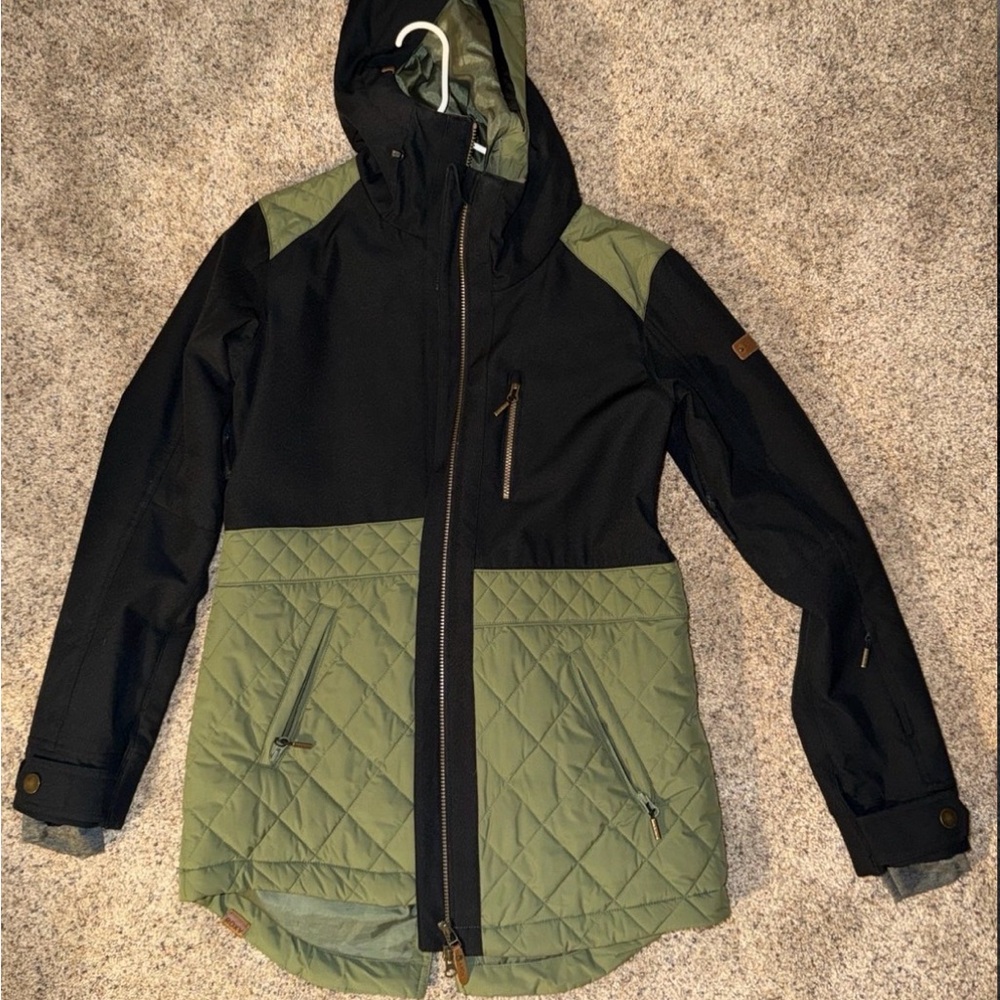 Roxy Black and Green Ski Jacket